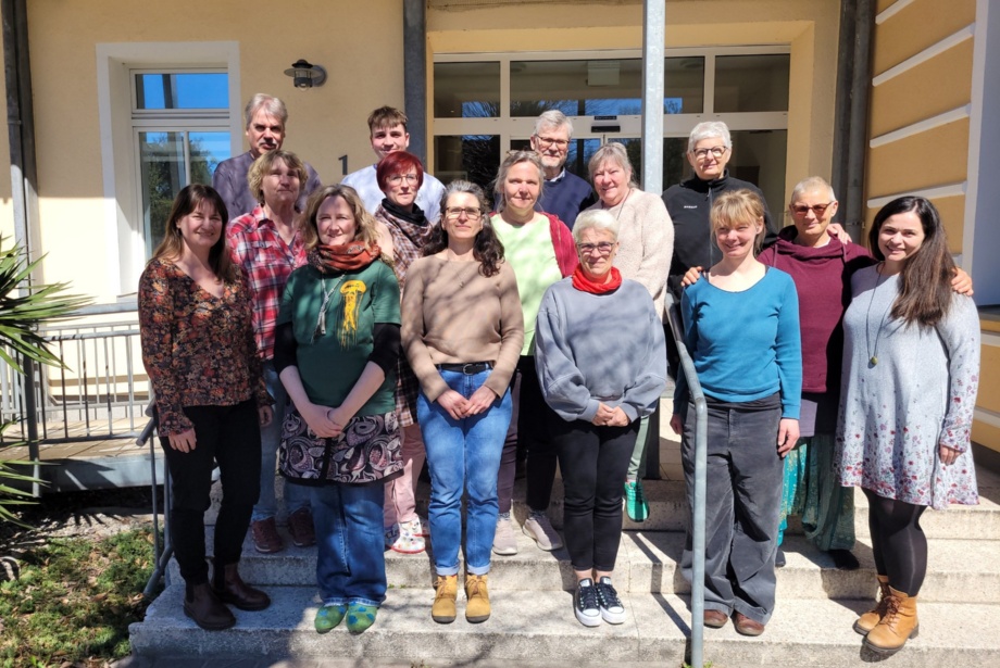 Ehrenamtliche Hospizhelfer © Foto: Caritas, Ambulanter Hospizdienst Güstrow Neue ehrenamtliche Hospizhelfer haben ihren Vorbereitungskurs beendet.